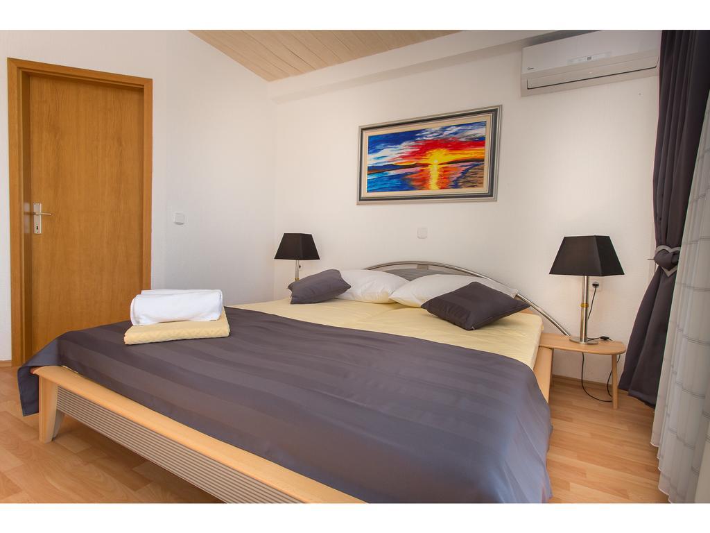 Lanterna Rooms Турань Экстерьер фото