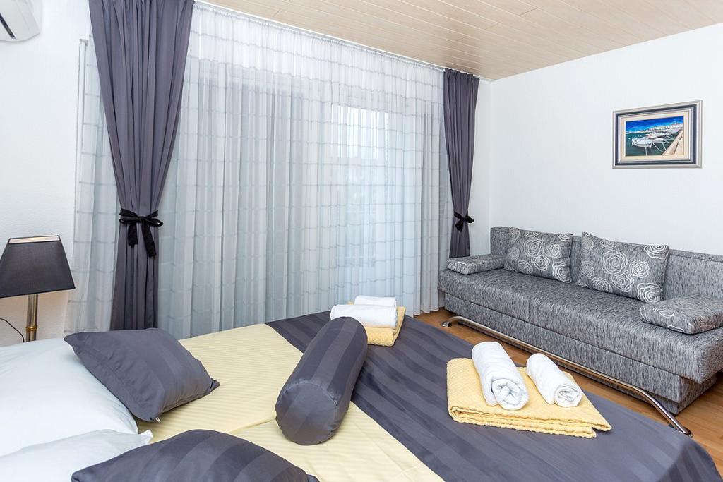 Lanterna Rooms Турань Экстерьер фото