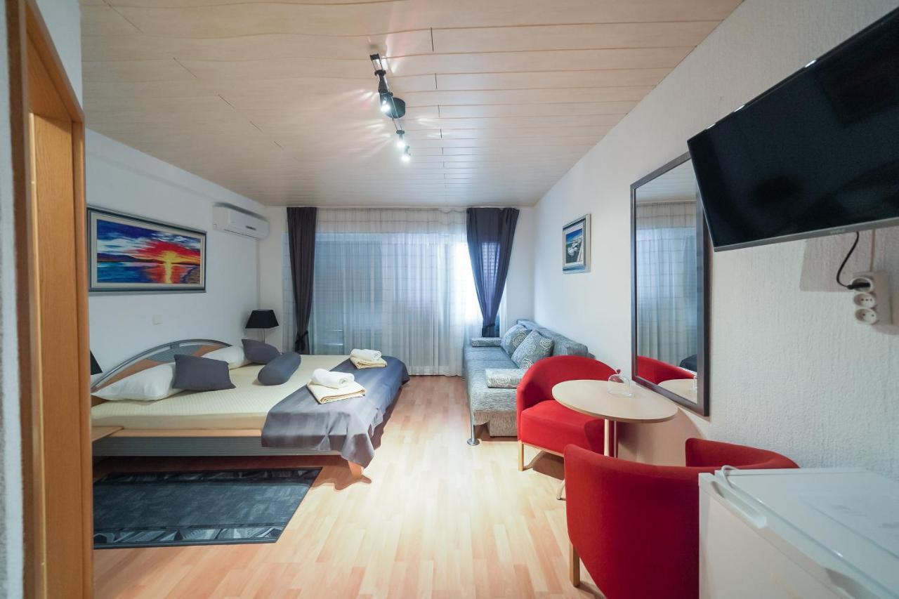Lanterna Rooms Турань Экстерьер фото